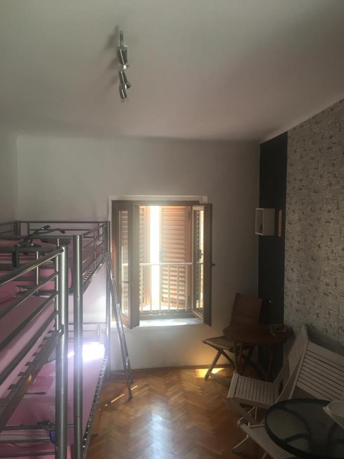 Hvar Centre Dorms Ostello Hvar Town Esterno foto